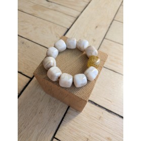 Bracelet DANIA beige 15€