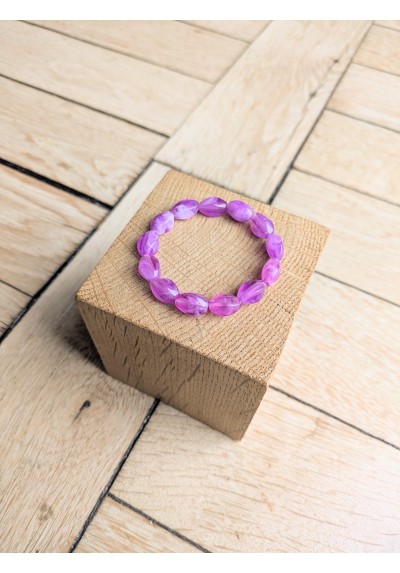 Bracelet DELPHINE parme 10€